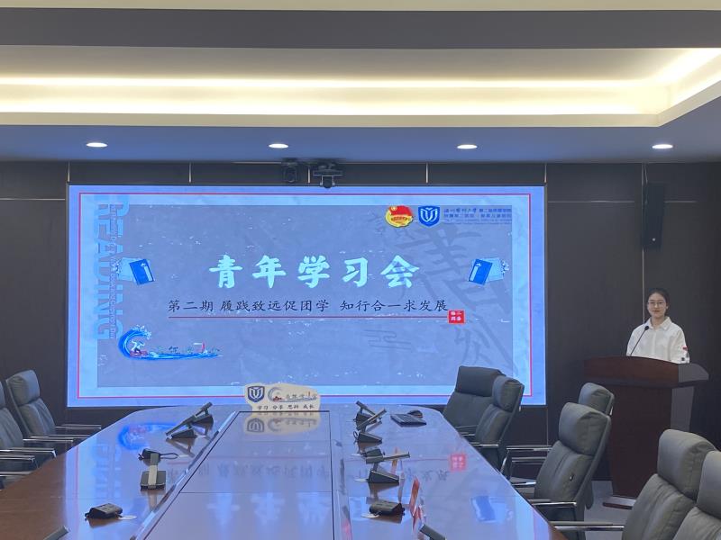 主持人開場.jpg